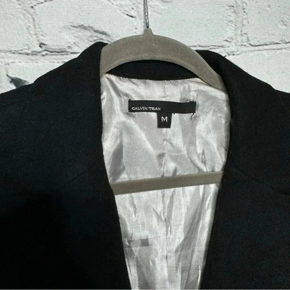 Calvin Tran Women’s Black Wool Blazer size Medium - Picture 2 of 9